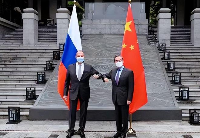 向俄输送火药话音未落中方反将三军OG真人普京刚遇刺杀乌方称中国(图16)